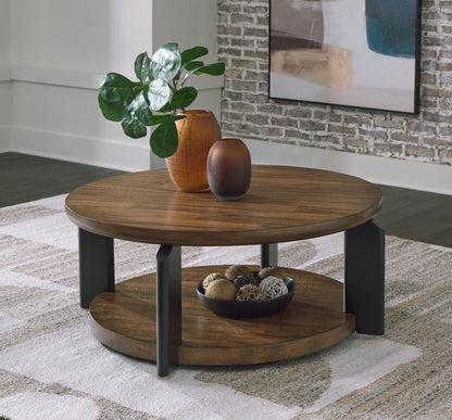 Kraeburn - Round Cocktail Table - Brown / Black