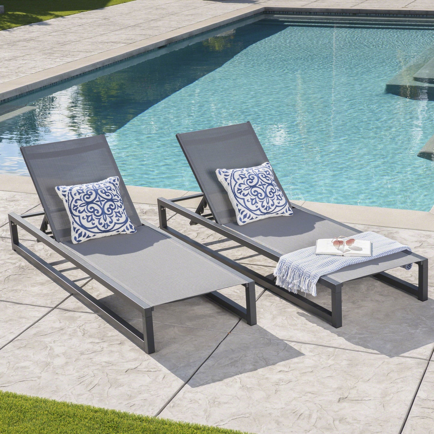 Chaise Lounge With 5 Reclining Positions, Outdoor Patio Lounge Chairs